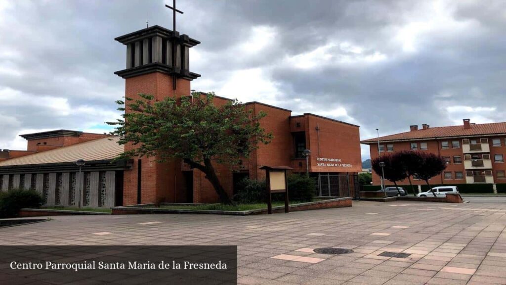 Centro Parroquial Santa Maria de la Fresneda - Siero (Asturias)