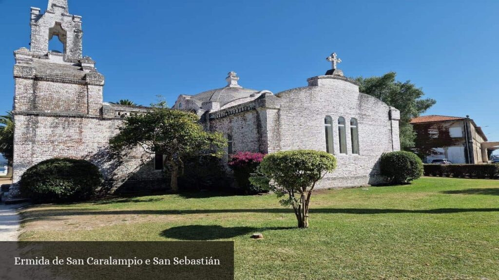 Ermida de San Caralampio E San Sebastián - La Toja (Galicia)