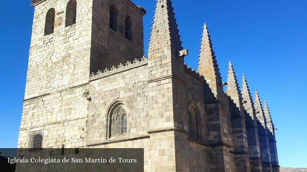 Horario de Misas en Iglesia Colegiata de San Martín de Tours (Bonilla de la Sierra)