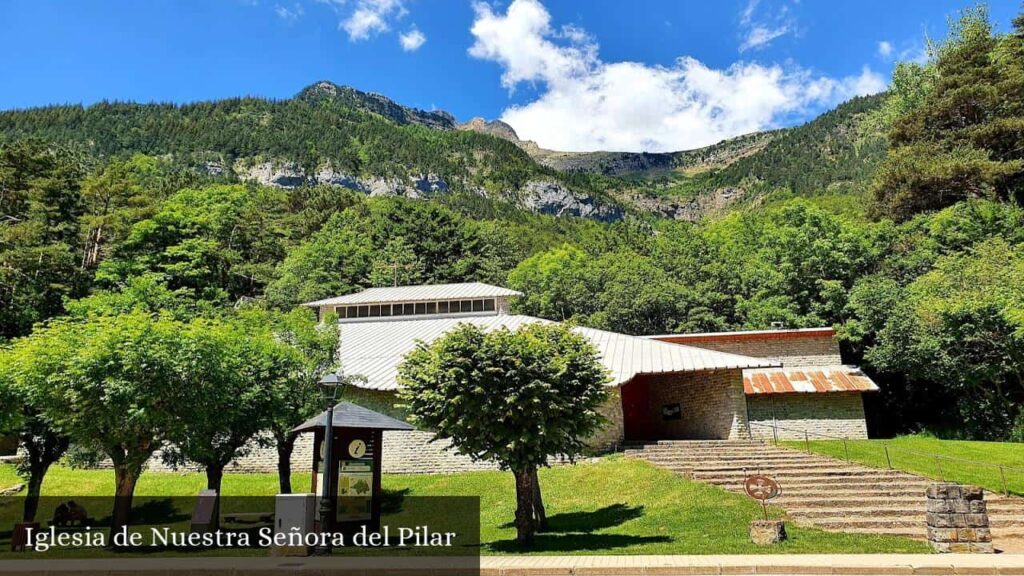 Horario de Misas en Iglesia de Nuestra Señora del Pilar (Canfranc)