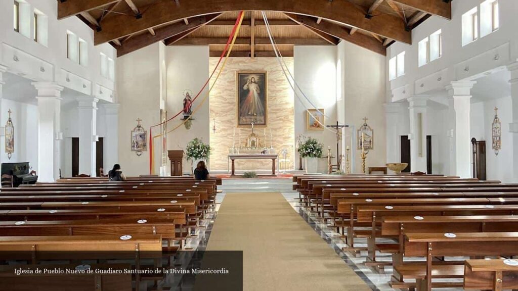 Iglesia de Pueblo Nuevo de Guadiaro Santuario de la Divina Misericordia - Guadiaro (Andalucía)