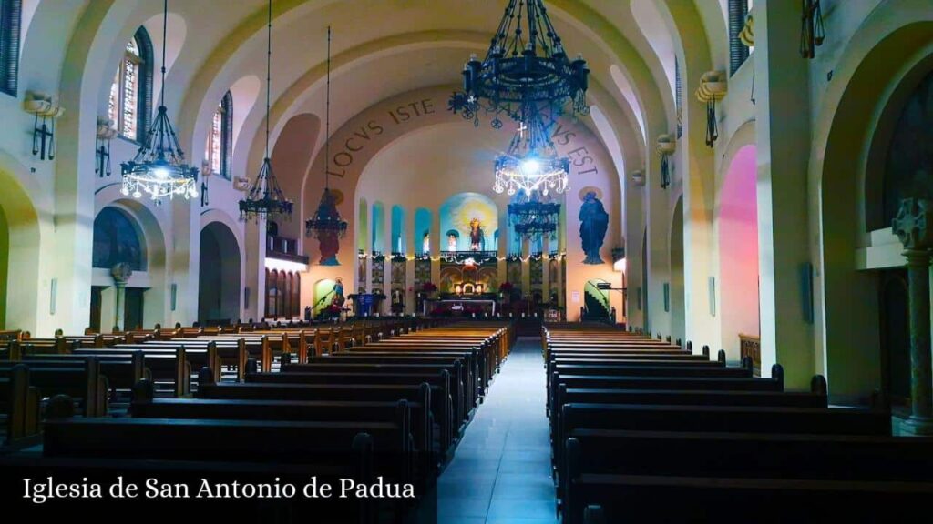 Iglesia de San Antonio de Padua - Zaragoza (Aragón)