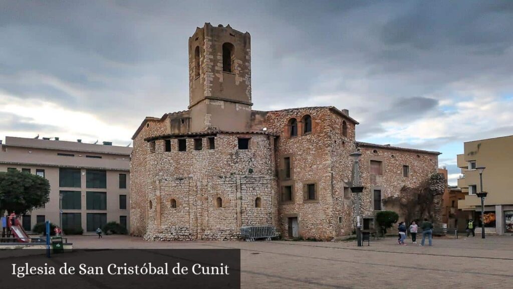 Iglesia de San Cristóbal de Cunit - Cunit (Cataluña)