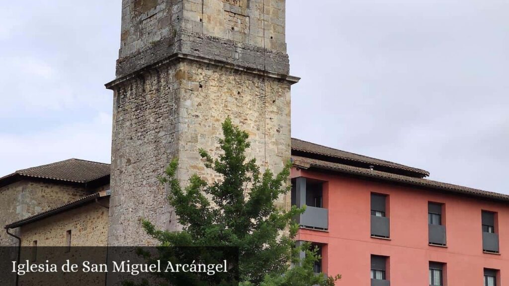 Iglesia de San Miguel Arcángel - Murguía (País Vasco)