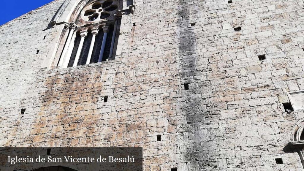 Iglesia de San Vicente de Besalú - Besalú (Cataluña)