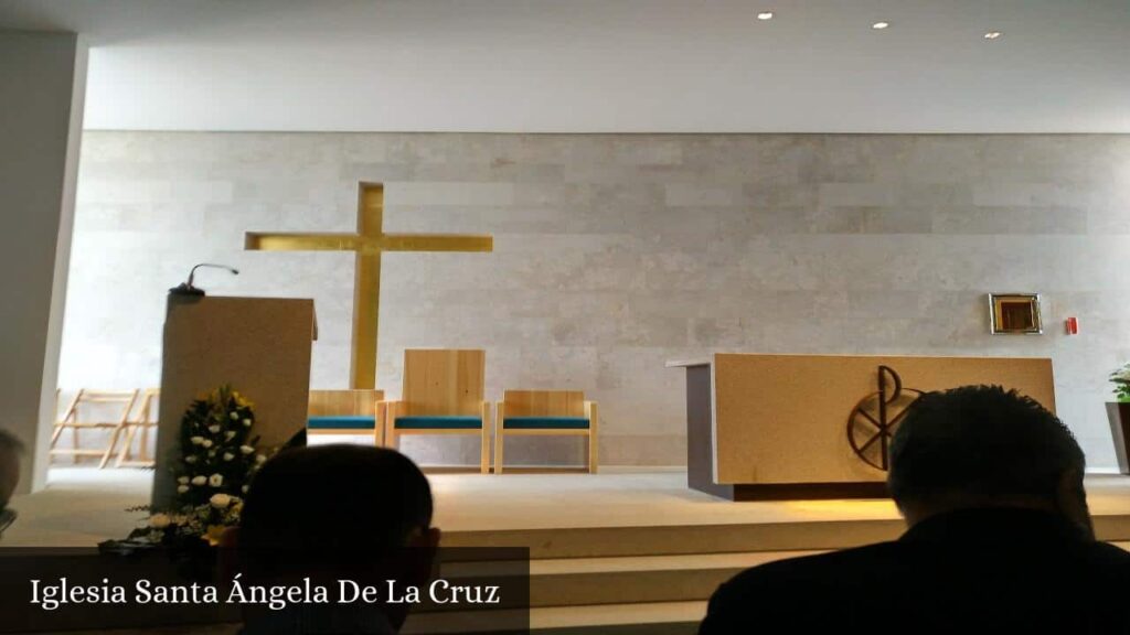 Iglesia Santa Ángela de la Cruz - Arroyomolinos (Comunidad de Madrid)